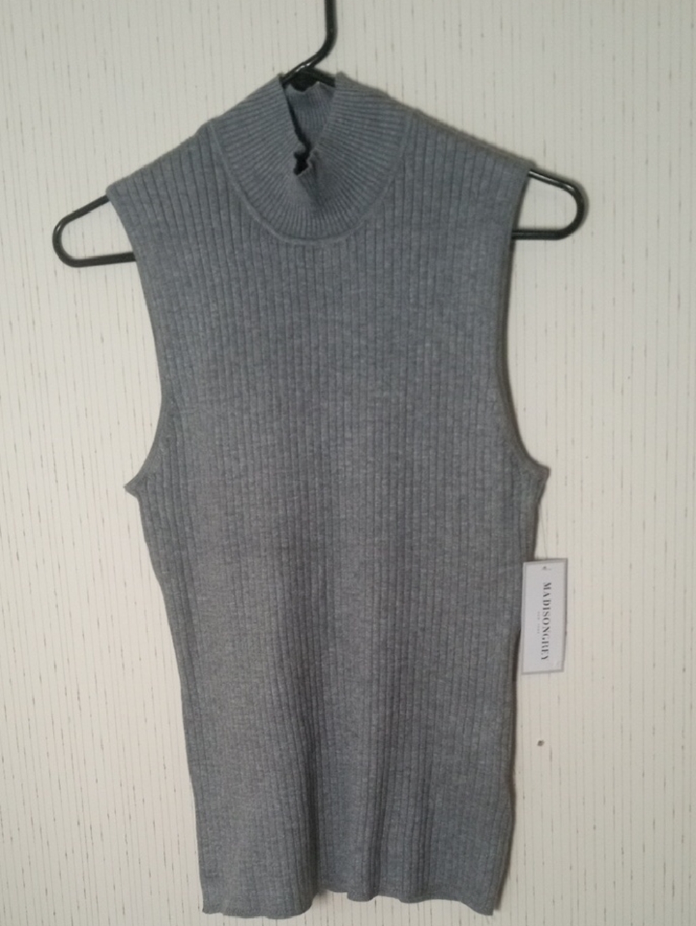 Madison Gray Ribbed Sleeveless Turtleneck in Grey, Causal, Office,
